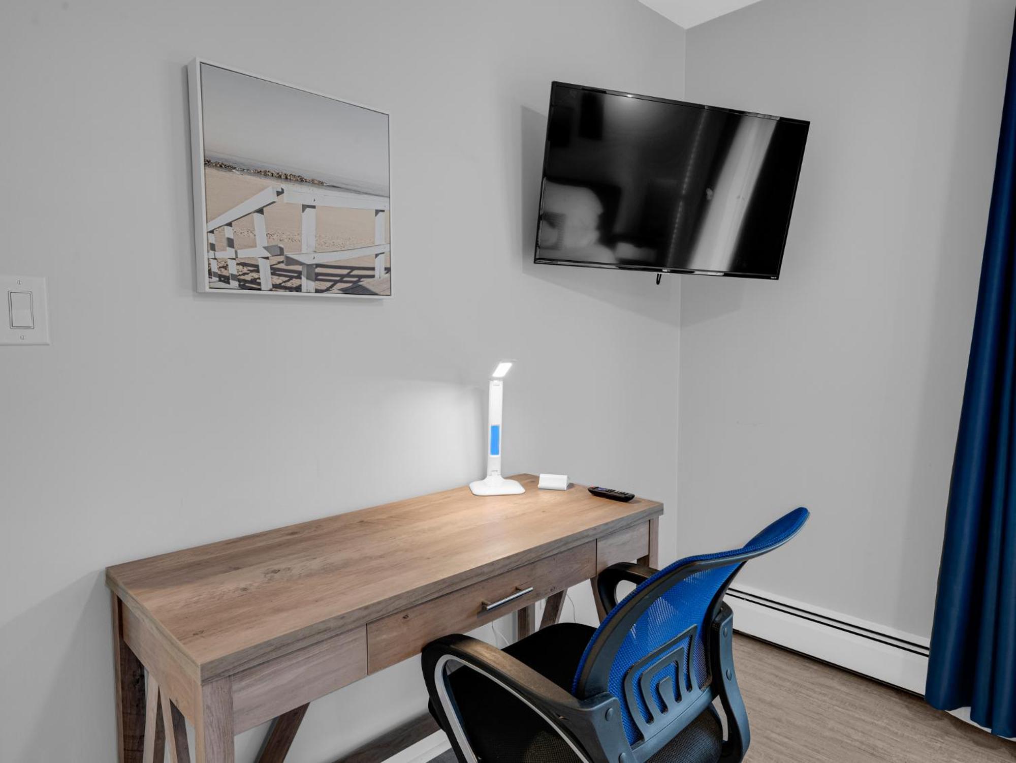 Coastal Suite #1 Cozy Suite #2 - Seacliff Beach Suites Leamington Exteriör bild